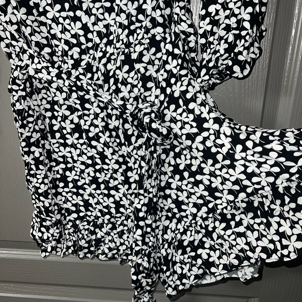 Target Romper - Picture 2 of 2